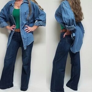 VINTAGE 1990s Levi's Light Wash Blue Stone Wash Denim Button Down Shirt Unisex